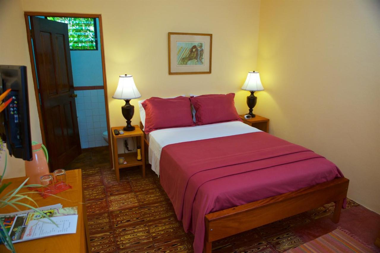 푼타 고르다 Coral House B&B 외부 사진